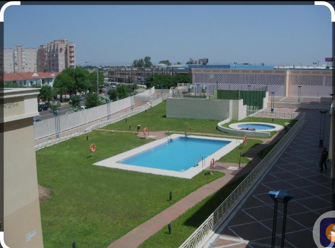 Apartamento De Lux Sevilla Este Εξωτερικό φωτογραφία